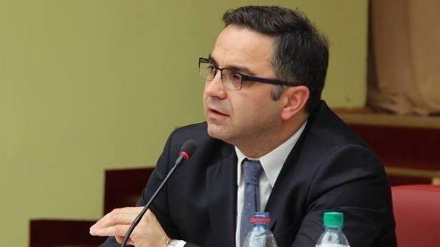 Decentralizimit të tanishëm i ka skaduar afati