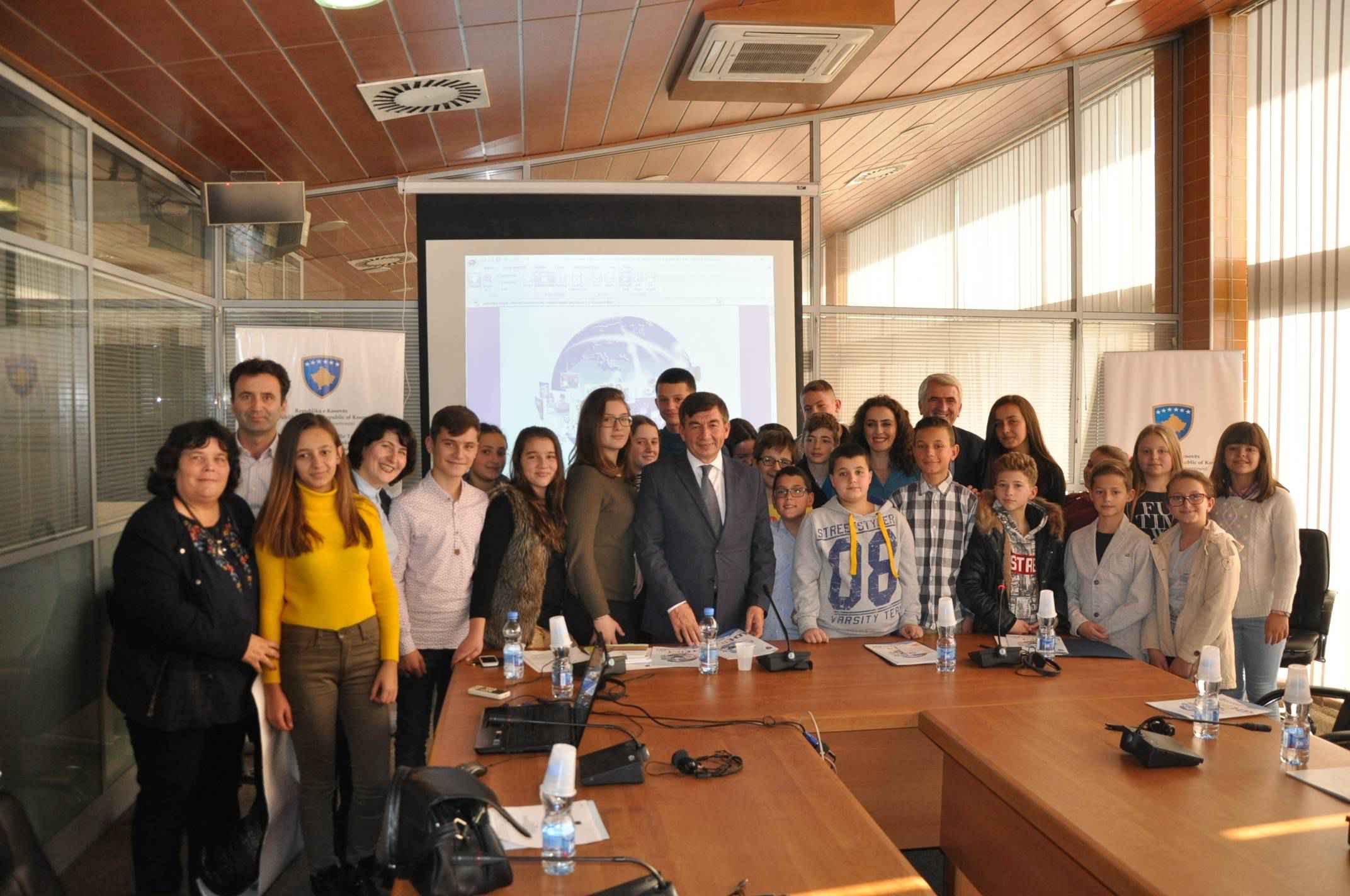 MAShT promovoi Udhëzuesin për mbrojtjen e fëmijëve në internet