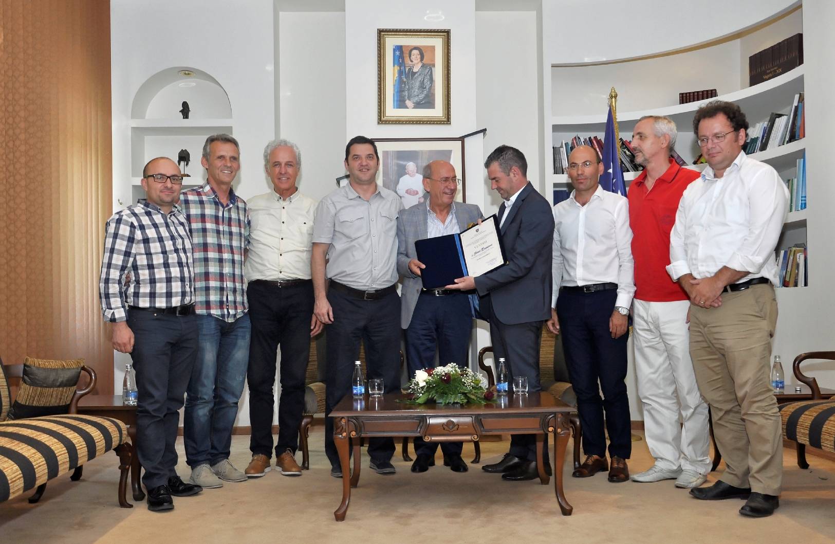 Ismet Bogujevci nderohet me titullin Doajen i Ansamblit