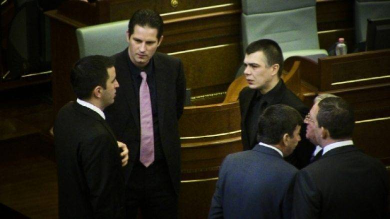 Lista Serbe kushtëzon Demarkacionin