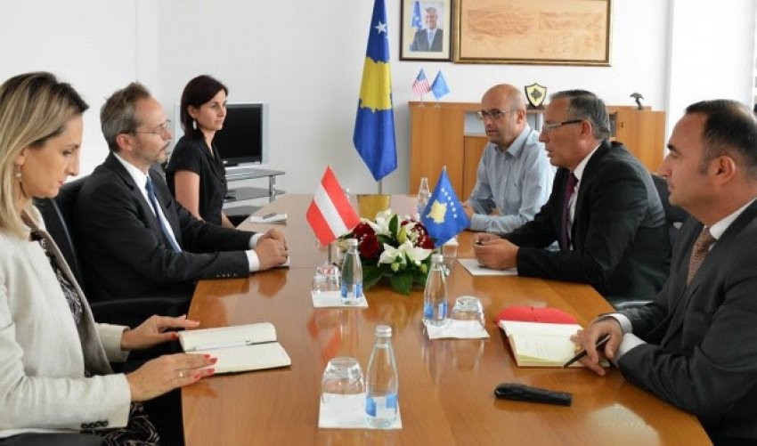 Kosova dhe Austria nënshkruajnë marrëveshje prej 5.3 milionë euro