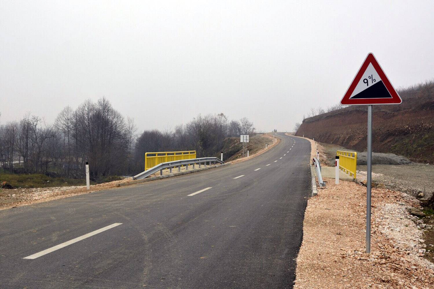 Përurohet asfaltimi i fazës së parë të rrugës Deçan - Kozhnjerë