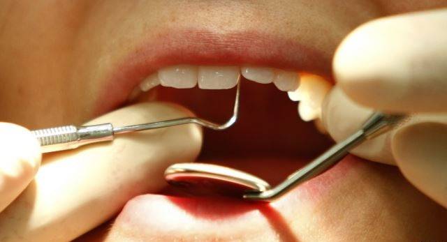 Dentistët tani me teknologji të re 