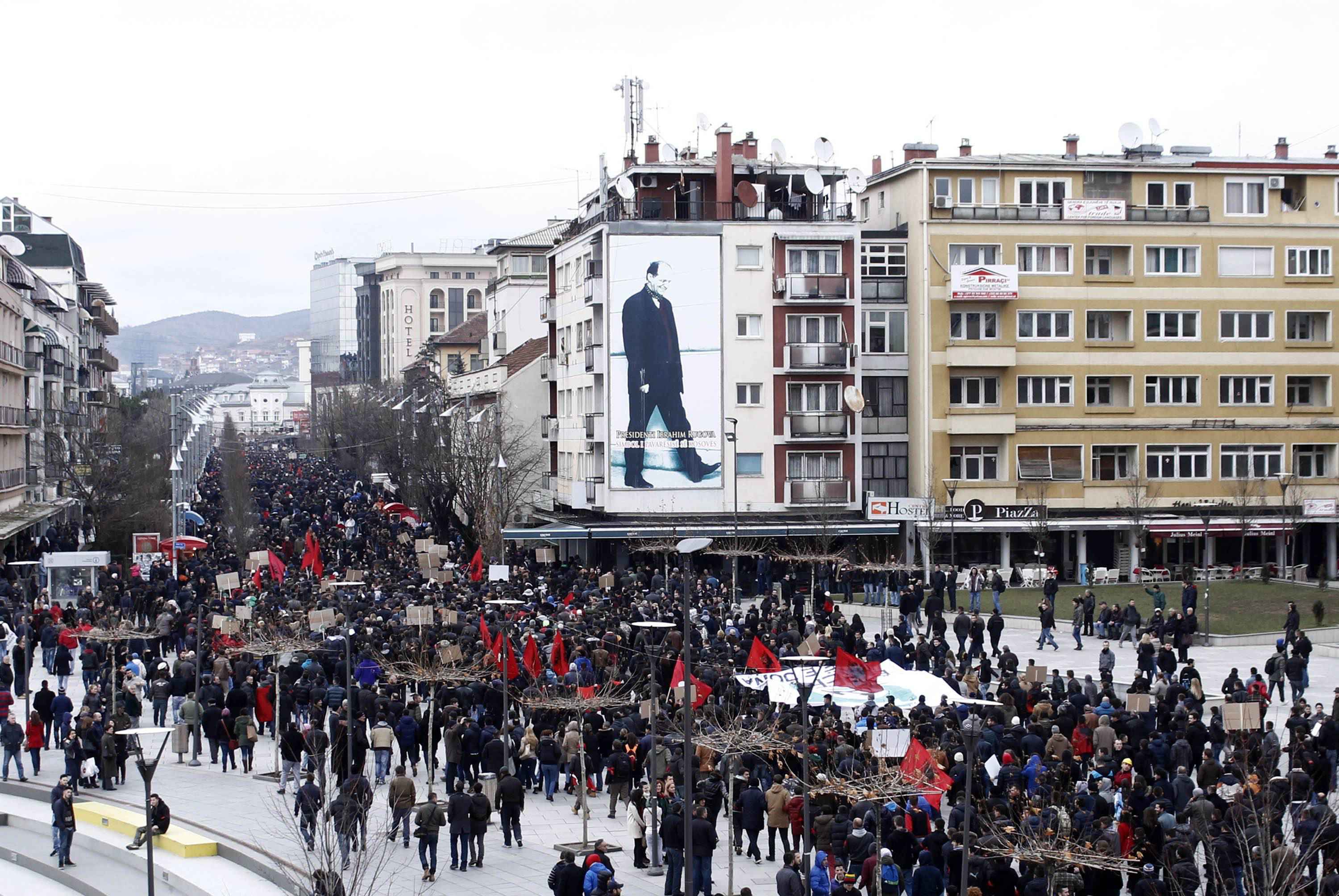 Opozita paralajmëron përsëri protesta