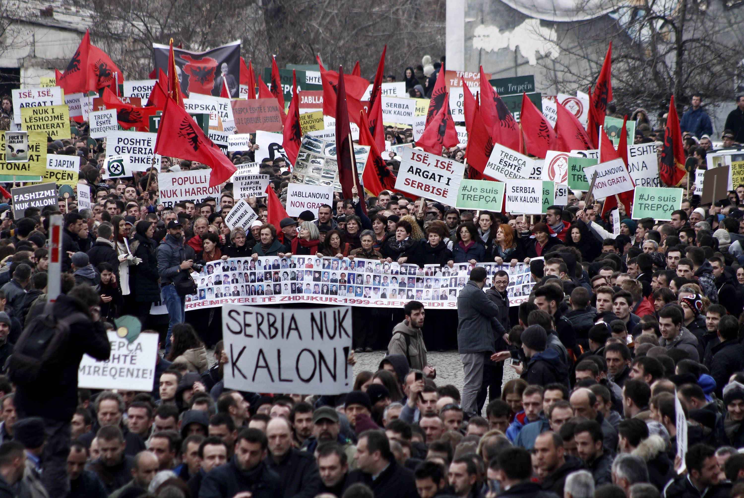 Sot vazhdon protesta për shkarkimin e Jabllanoviqit