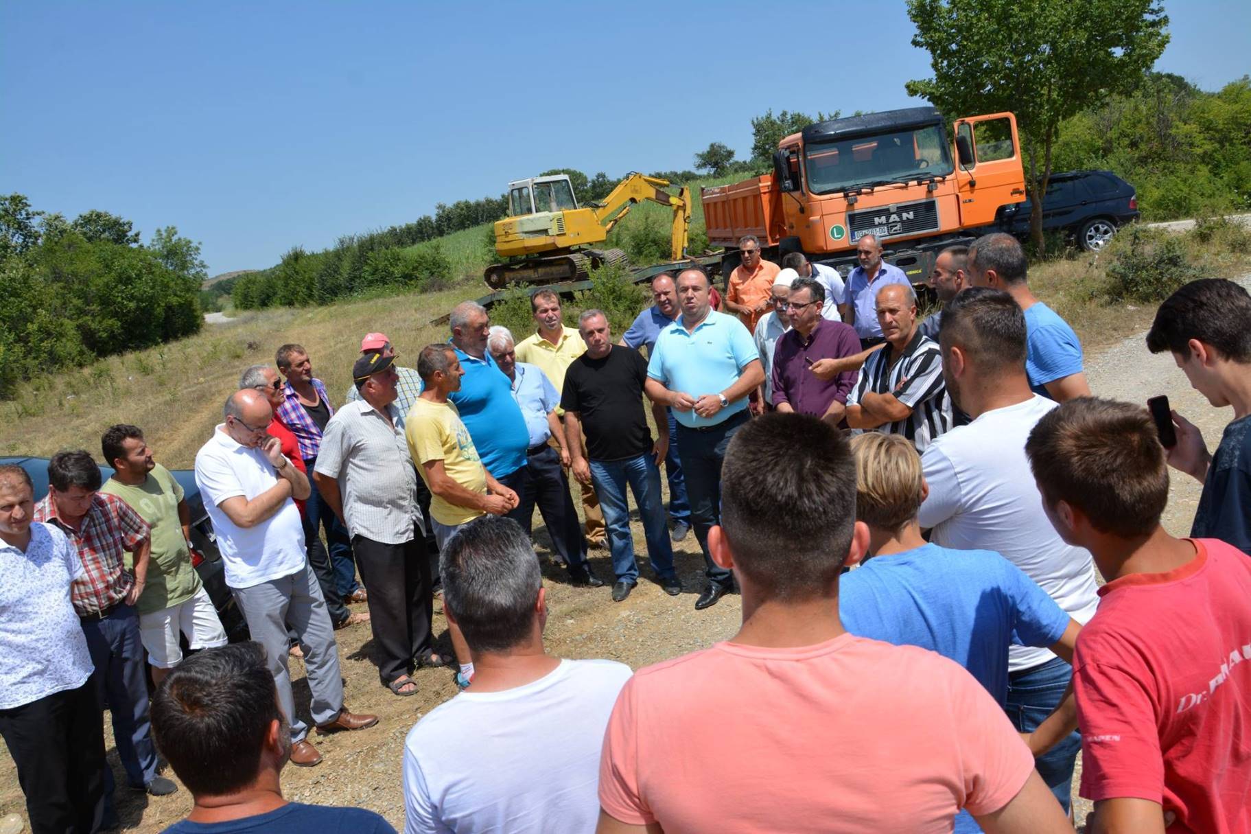 Lagjet e Jashanicës bëhen me rrugë të asfaltuar