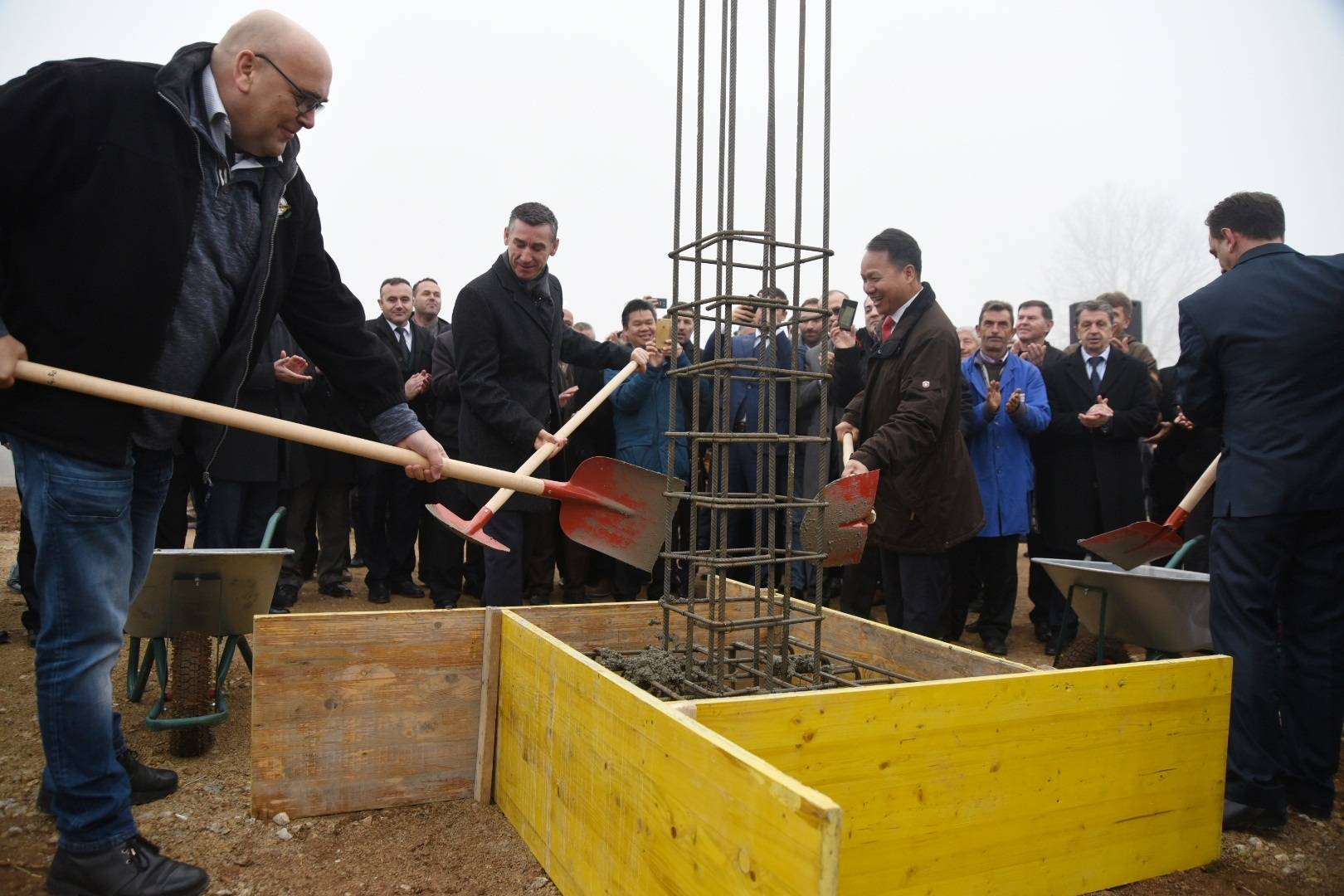 Përurohet fabrika për përpunimin e mishit në Polac 