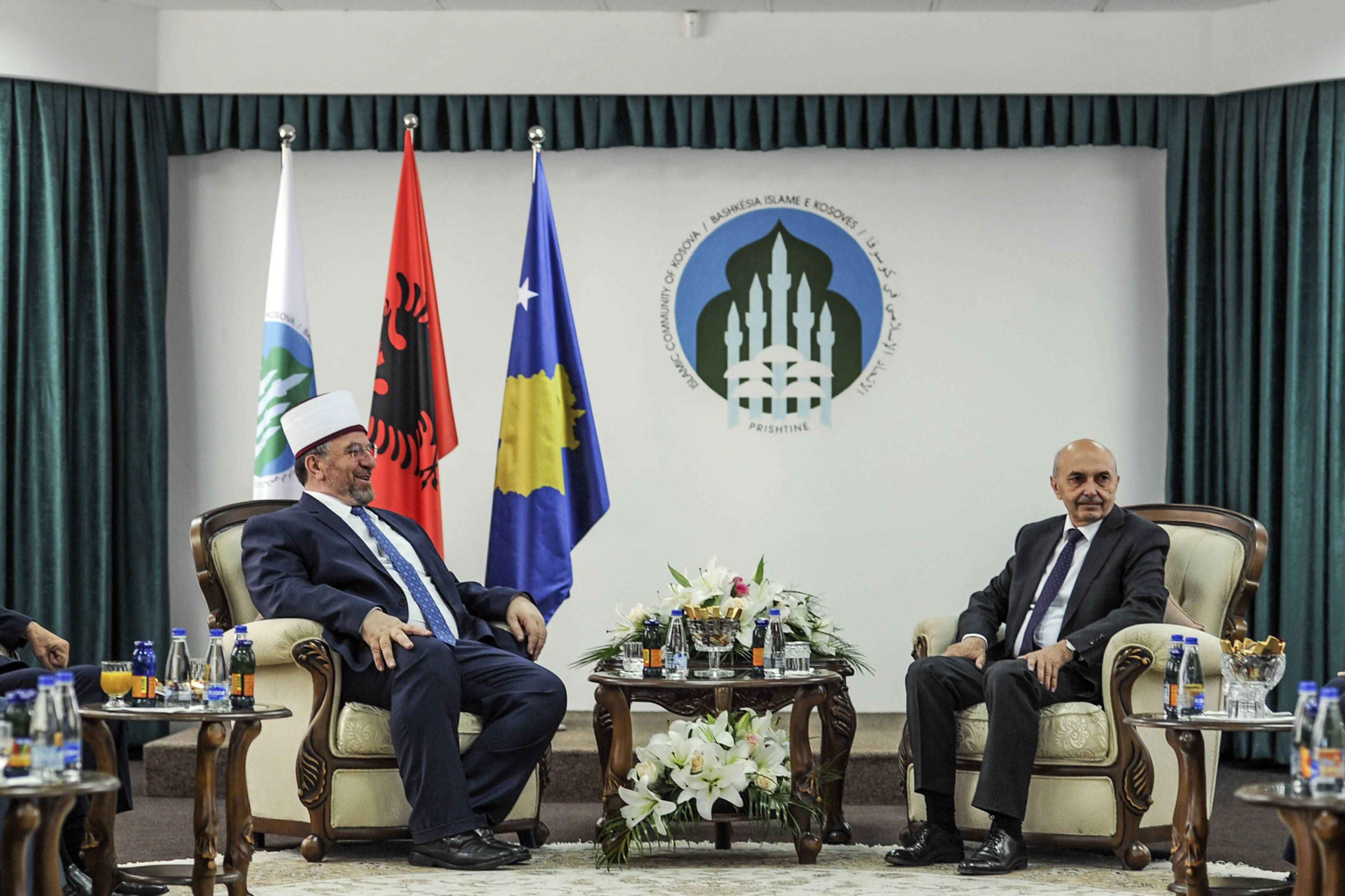 Mustafa: Festa e Bajramit na bashkon në të gjitha aspektet