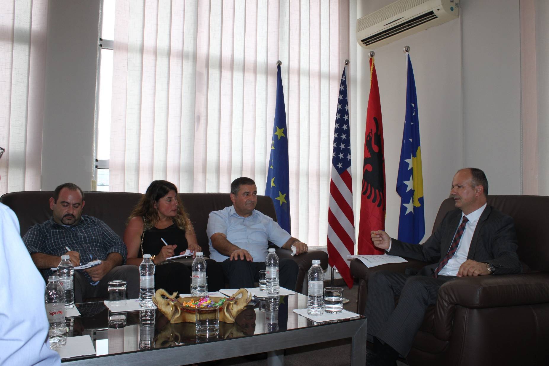 Qiproja Veriore mëson nga përvojat e Kosovës