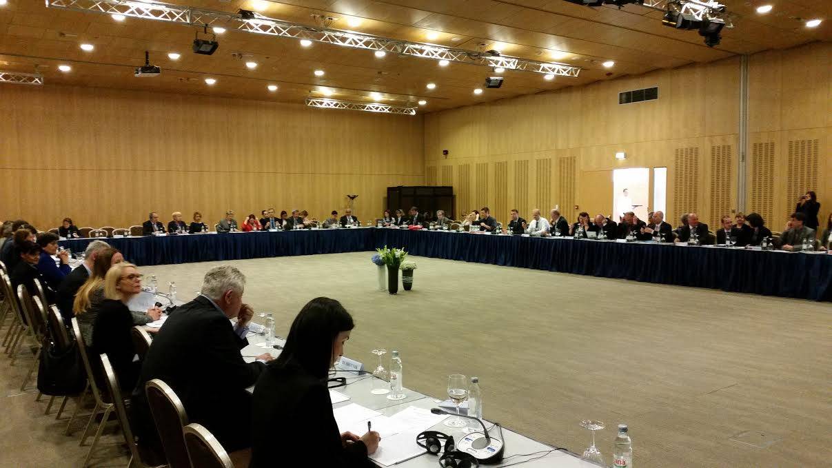 Ministri Abrashi merr pjesë në konferencën e Dubrovnikut