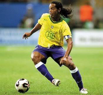 Botërori 2010, Brazili forcon mbrojtjen 