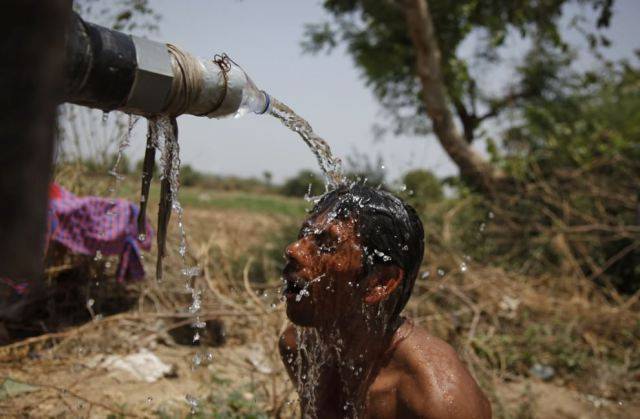 Shkon mbi 1,000 numri i të vdekurve nga i nxehti në Indi