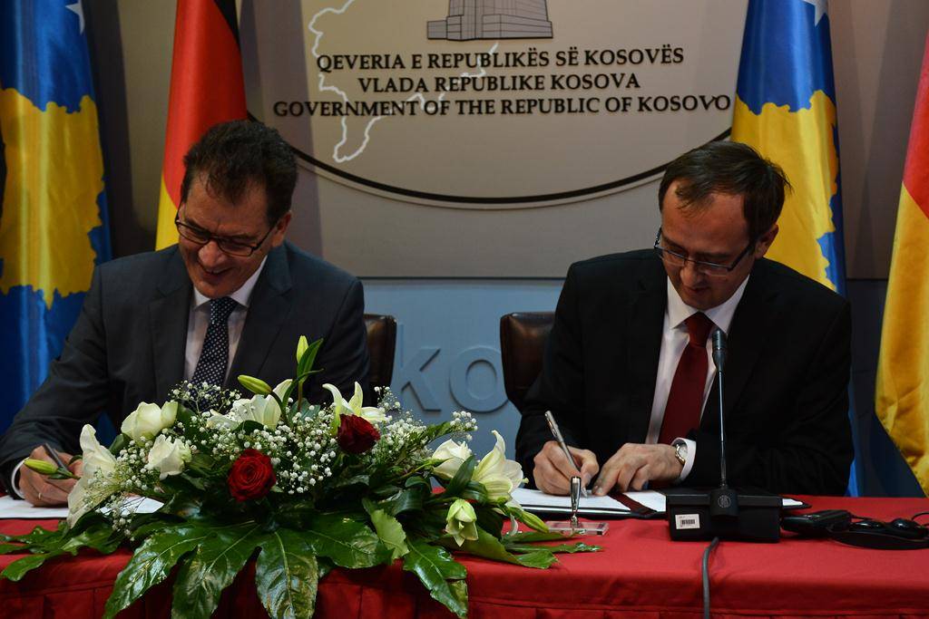 Kosova nënshkruan marrëveshje për bashkëpunim zhvillimor me Gjermaninë