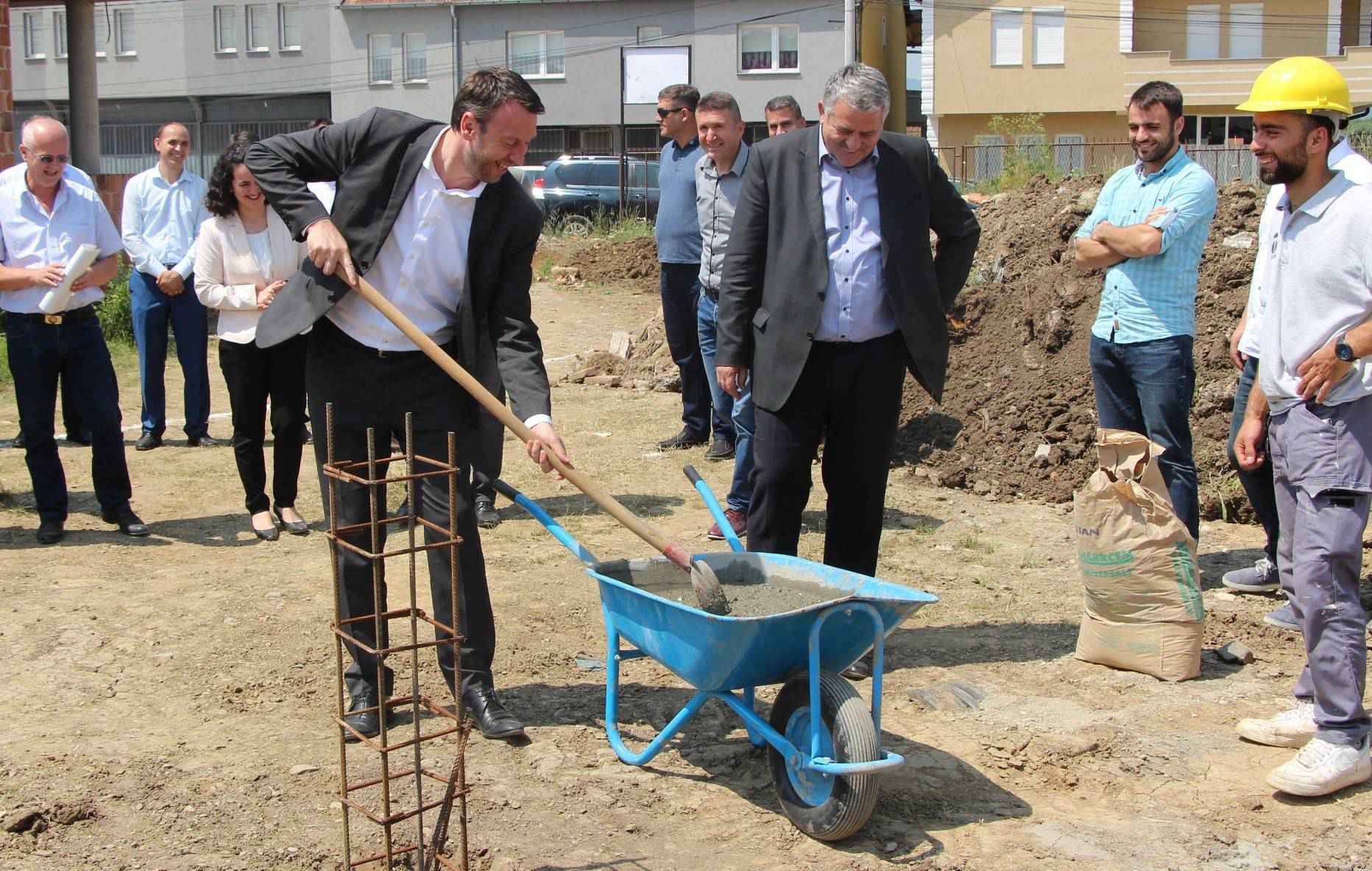 Vihet gurthemeli i Qendrës për Aftësime Profesionale në Podujevë