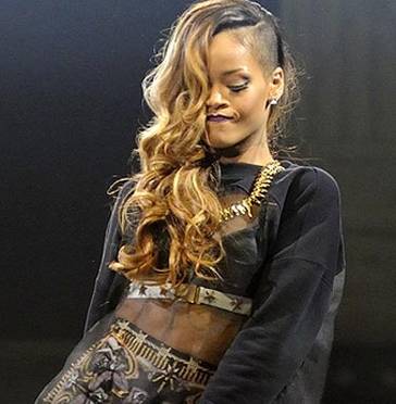 Rihanna përgatit befasi për adhuruesit e saj