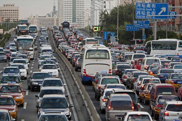 Kina me 154 milionë automjete
