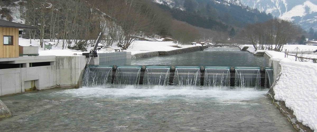 Rreth 38 hidrocentrale të Shqipërisë prodhojnë energjinë e parë