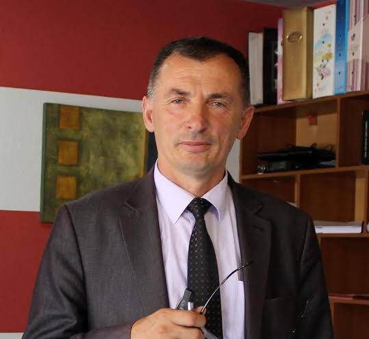 Kryetari Selmanaj i kënaqur me investimet e KEDS-it në Deçan