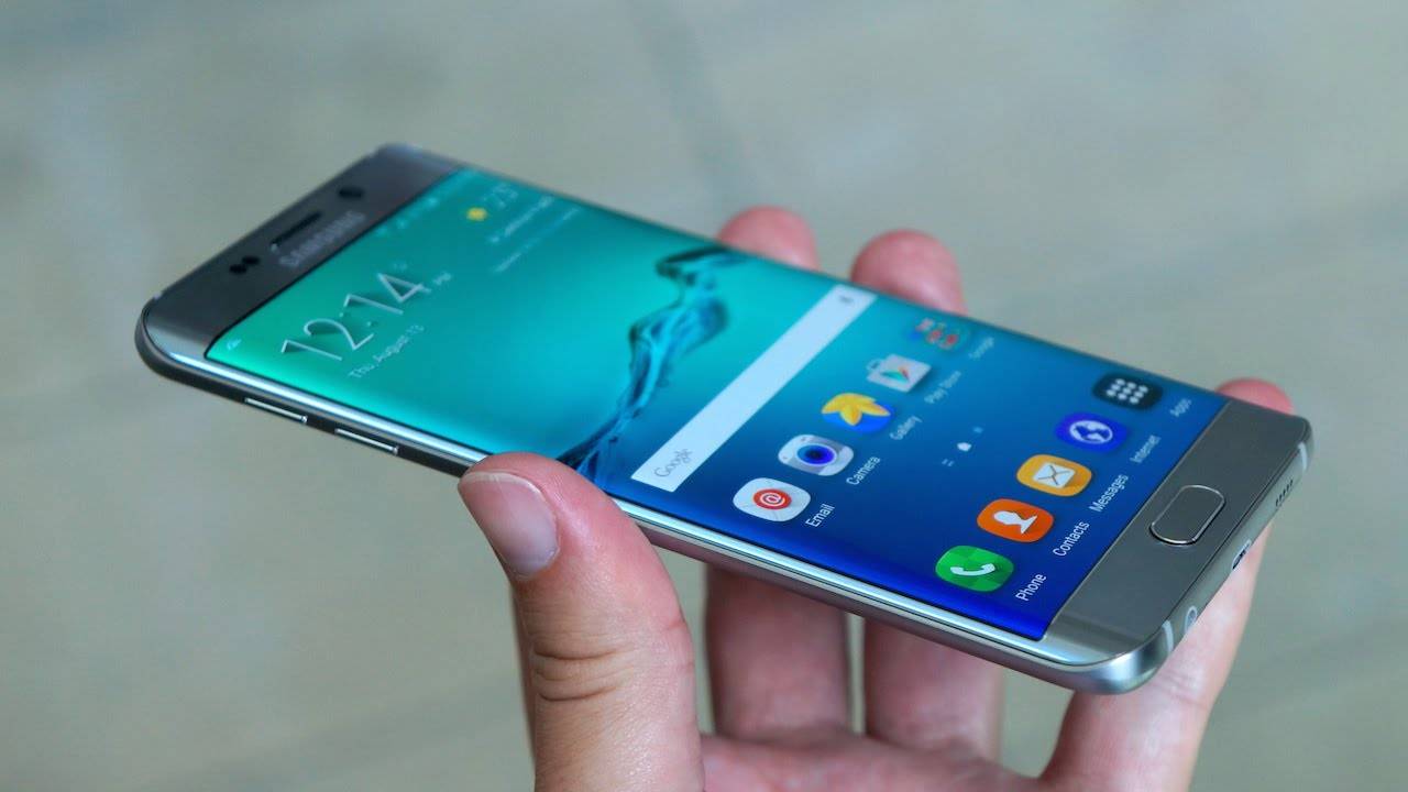 Samsung Galaxy S6 Edge shpallet “Pajisja e vitit”