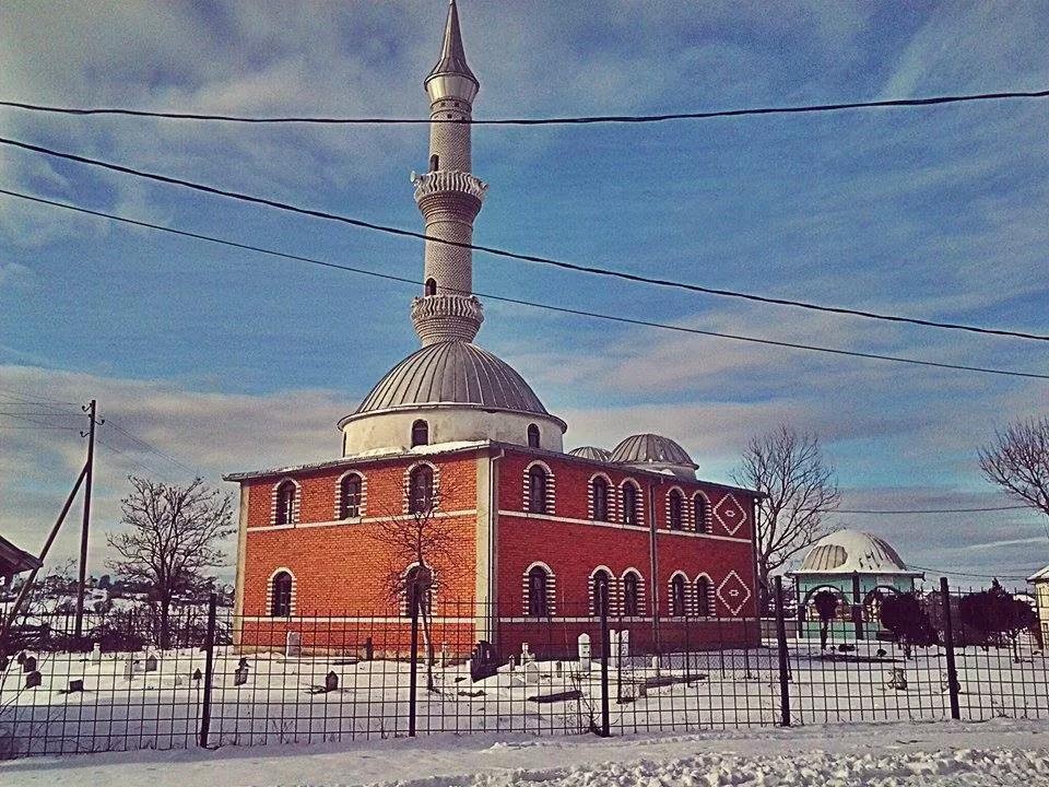 Në të gjitha xhamitë e Kosovës mbahet aksion për ndihmë Shqipërisë  