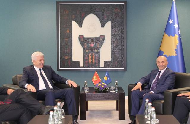  Kosova e interesuar të thellojë bashkëpunimin me Malin e Zi