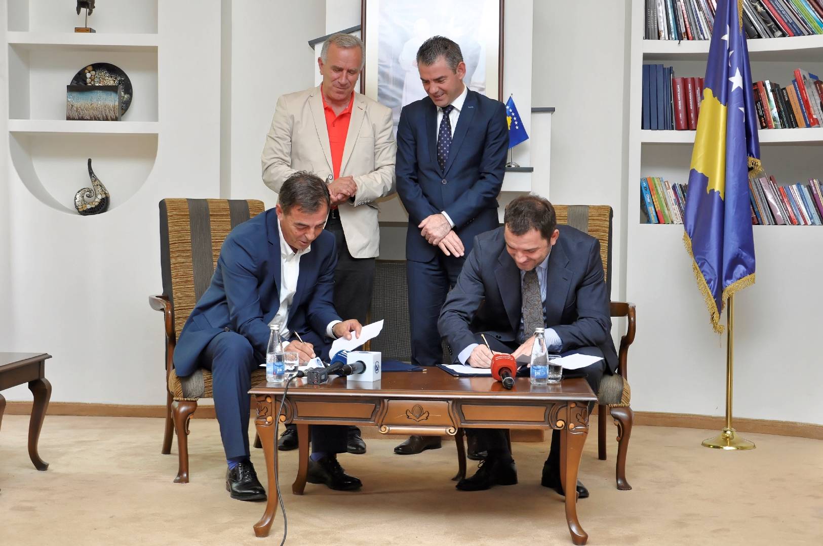 MKRS nënshkruan memorandum me Federatën e Hendbollit  
