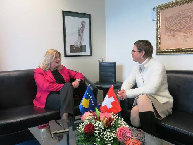 Tahiri priti në takim ambasadoren e Zvicrës, Krystyna Marty Lang