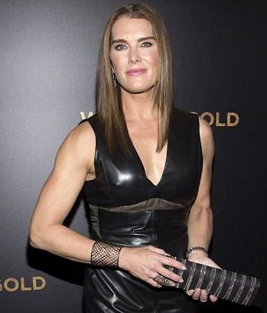 Brooke Shields feston ditëlindjen e saj të 50-të në maj