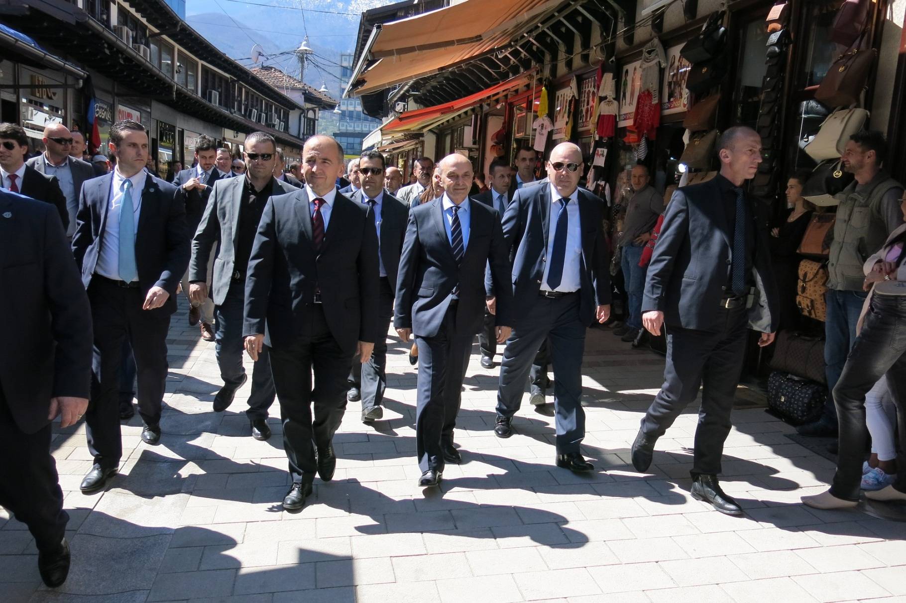 Mustafa: Qeveria do të vazhdojë përkrahjen bizneset pejane