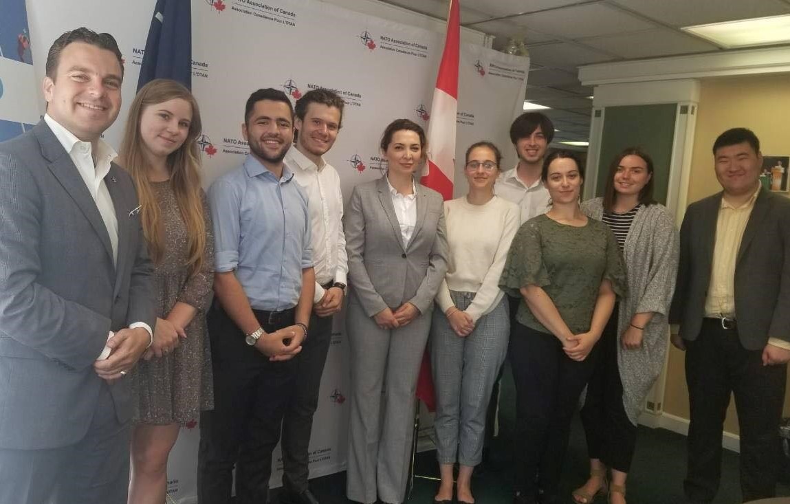 Ministrja Reshitaj në selinë e NATO-s në Toronto të Kanadasë