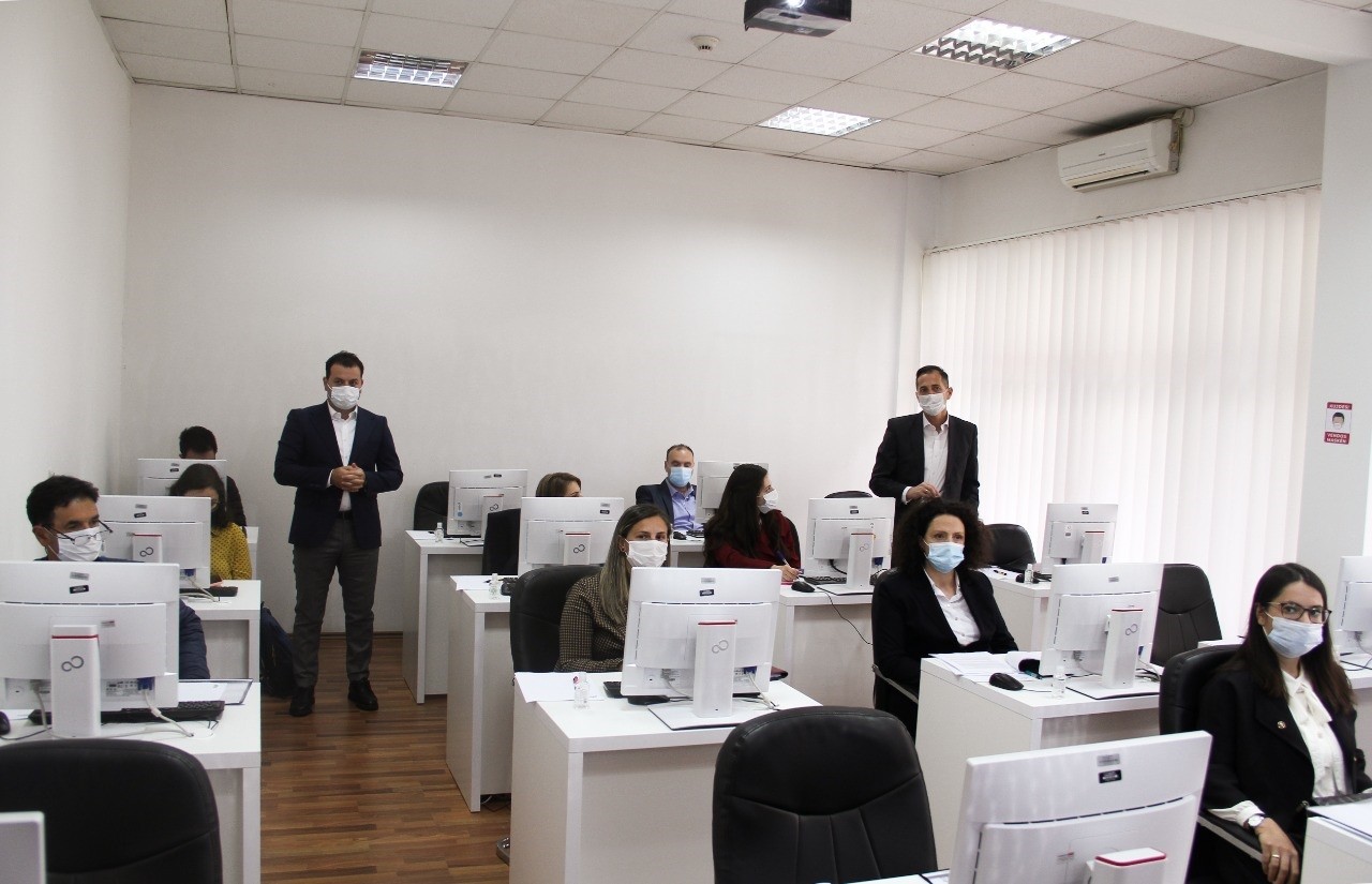 60 shkolla bëhen me Qendra Kreative - nxënësit krijojnë zgjidhje teknologjike