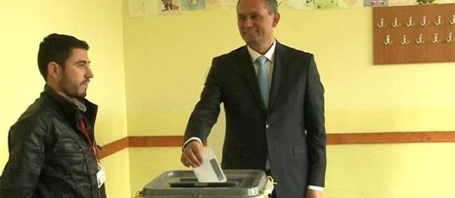 Agim Aliu zgjedhet kryetar i Ferizajt  