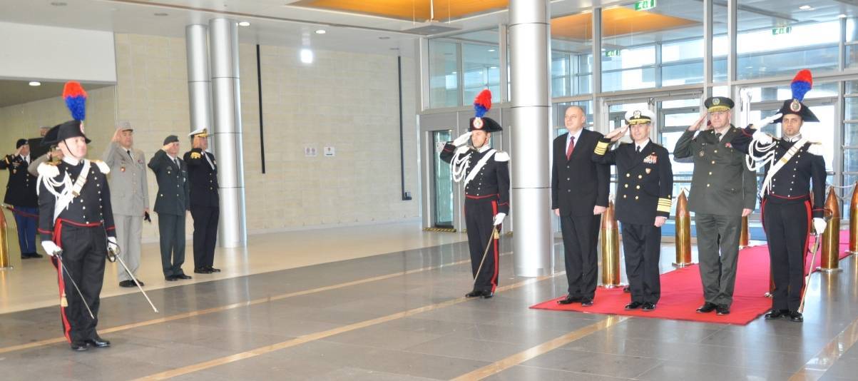 Çeku e Kastrati priten me nderime në Komandën e Aleancës së NATO-s