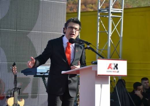 Aleanca Kuq e Zi kërkon referendum për bashkim kombëtar