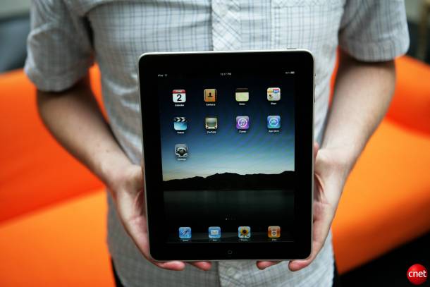 Apple shet një milion iPad brenda muajit