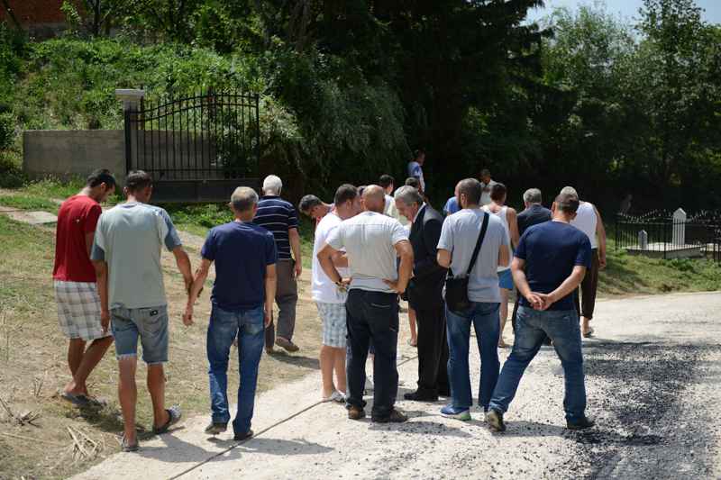 Asfaltohet rruga 1.6 km në Trepçë