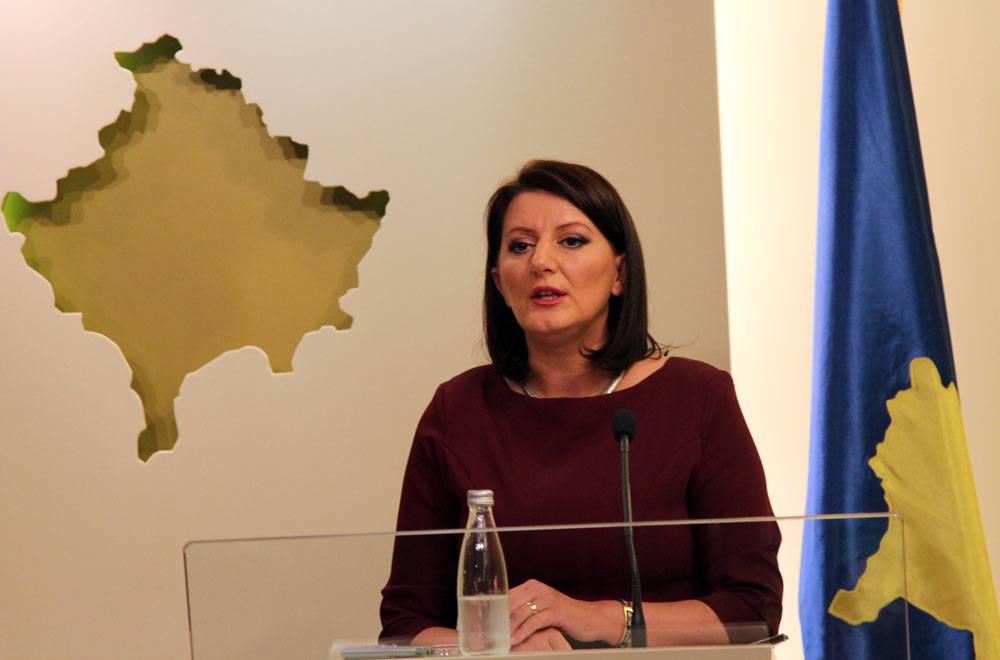 Presidentja Jahjaga dënon sulmin mbi punonjësit në Mitrovicë  