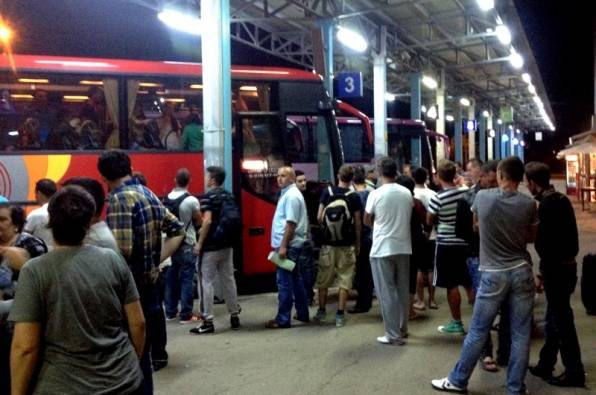 Shoqata e kompanive të transportit, kundër linjave që bartnin emigrantë
