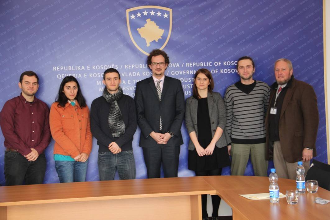 6 studentë nga Kosova përfitojnë bursë për Kolegjin Dartmouth