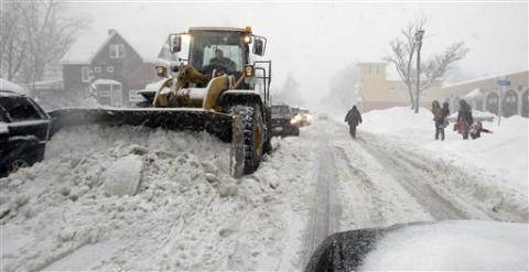 Mitrovicë, angazhon pesë kompani për pastrimin e borës