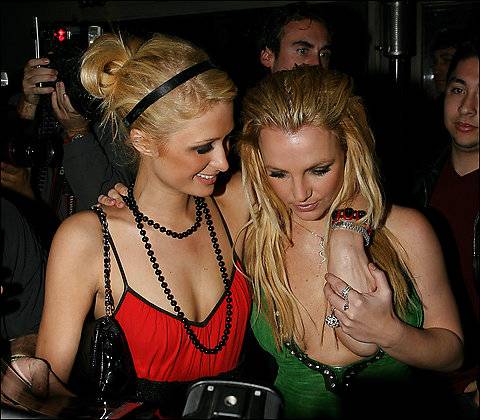 Pajtohen Spears dhe Hilton