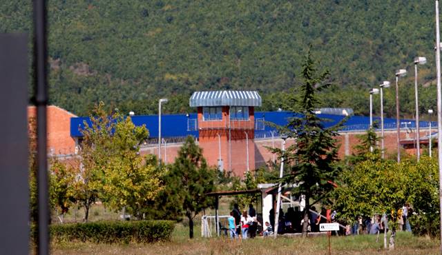 Policia bastisë qendrën korrektuese në Dubravë