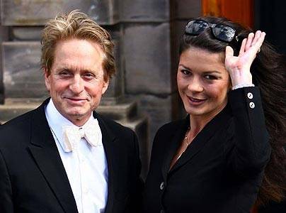 Douglas dhe Zeta-Jones do të martohen sërish