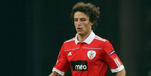 Benfica refuzon përsëri ofertën e Chelseat për Luiz