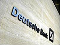 Nënpunesit e Deutsche Bank kontrollohen për evazion fiskal