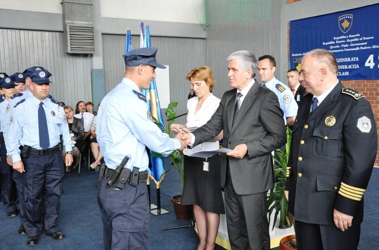 Diplomoi gjenerata e 42-të e zyrtarëve policorë