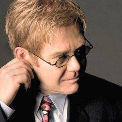 Elton John lë muzikën pop 
