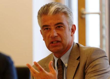 Ambasadori Ernst Reichel përfundon mandatin e tij në Kosovë