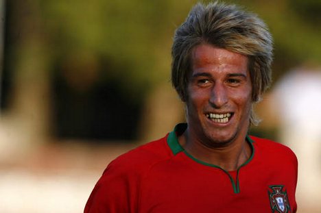 United 24 milion euro për Coentrao