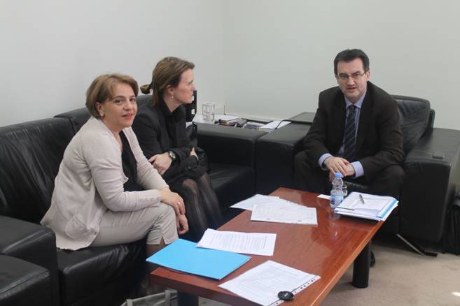 Agani takon përfaqësuesit e Shoqatës “ Care For Kosovo Kids”